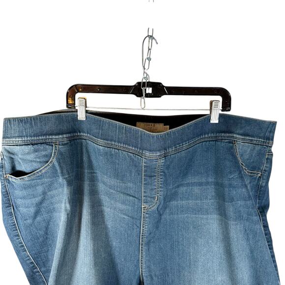 Torrid Women's 6 (Size 6X or 30) Skinny Fit Lean Jean Cropped Jeans Stretch - Picture 4 of 13